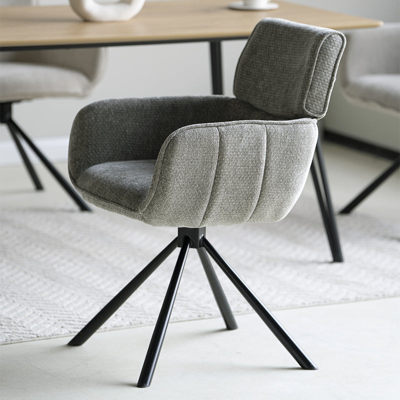 Poltrona giratória Elara HDC233029 em chenille bege com base metálica dourada - assento giratório 360° para salas de estar ou escritórios