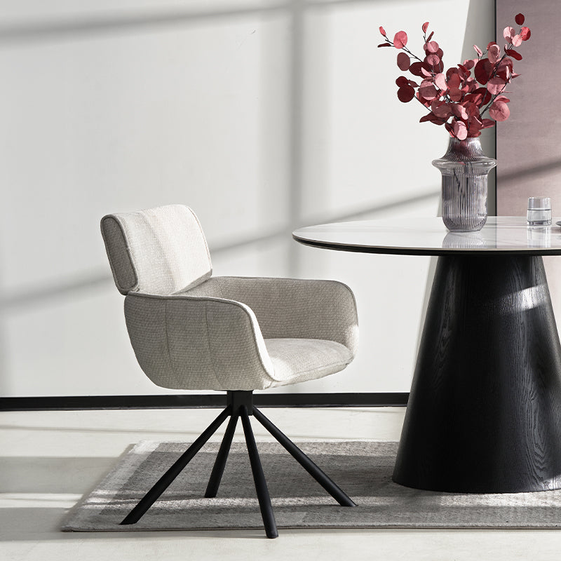 Poltrona giratória Elara HDC233029 em chenille bege com base metálica dourada - assento giratório 360° para salas de estar ou escritórios